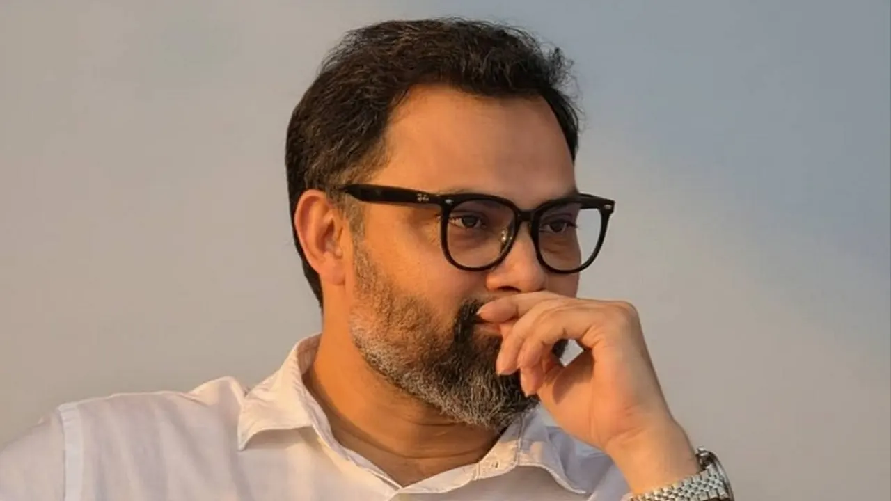 কত ছিল ক্রীড়া প্রতিমন্ত্রীর জীবনের প্রথম ইনকাম, কীভাবে?