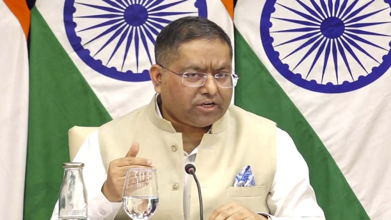 শেখ হাসিনাকে প্রত্যর্পণের অনুরোধ খতিয়ে দেখা হচ্ছে