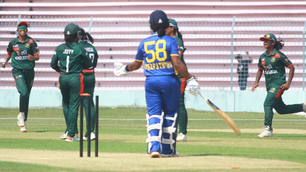 বাংলাদেশকে হারিয়ে সিরিজ সমতায় ফিরল শ্রীলংকা