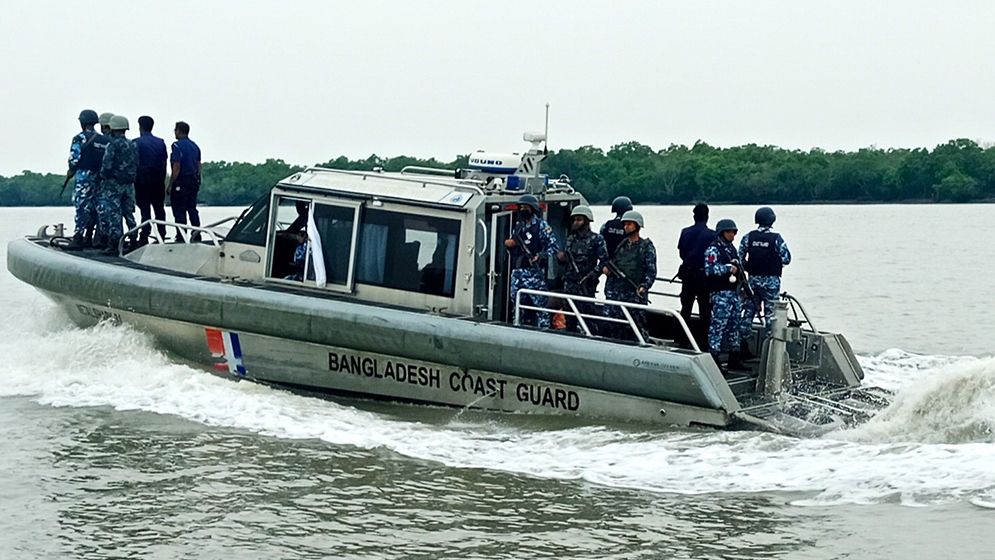 সুন্দরবনের দস্যু তৎপরতা দমনে যৌথ অভিযান শুরু