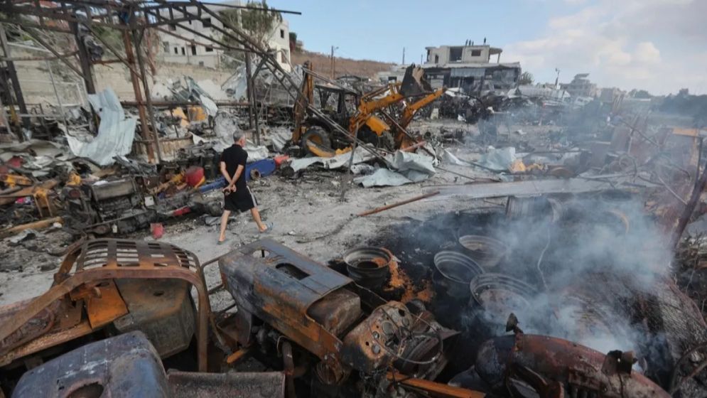 লেবাননে ইসরাইলি বিমান হামলায় নিহত ৫