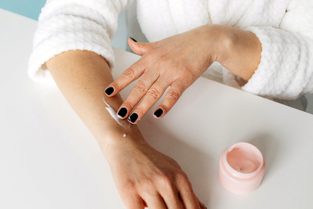 ত্বকের সতেজতা ও উজ্জ্বলতা ধরে রাখতে ম্যাগনেসিয়াম