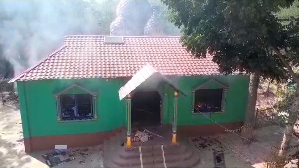 মাজার ভাঙ্চুরের দর্শন কী!