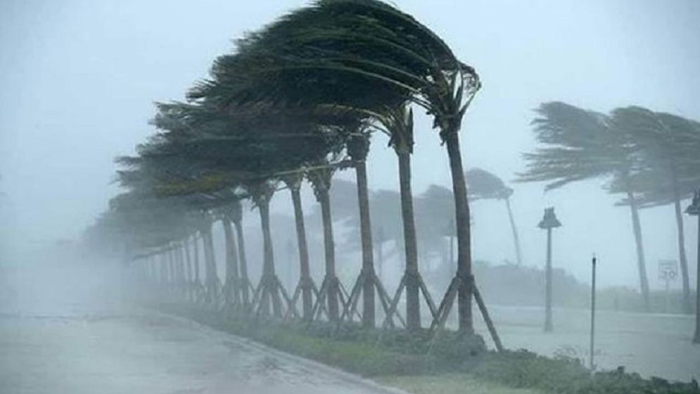 সন্ধ্যার মধ্যে যেসব জেলায় ৮০ কিমি বেগে ঝড়ের আভাস