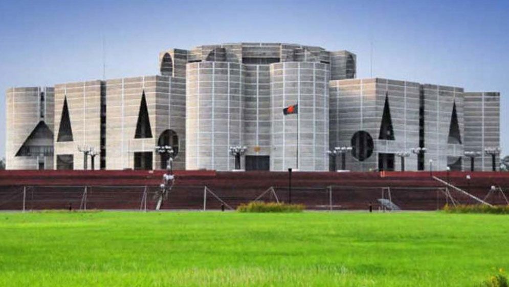 সংসদ ভবনের দক্ষিণ প্লাজায় ঈদুল আজহার জামাত