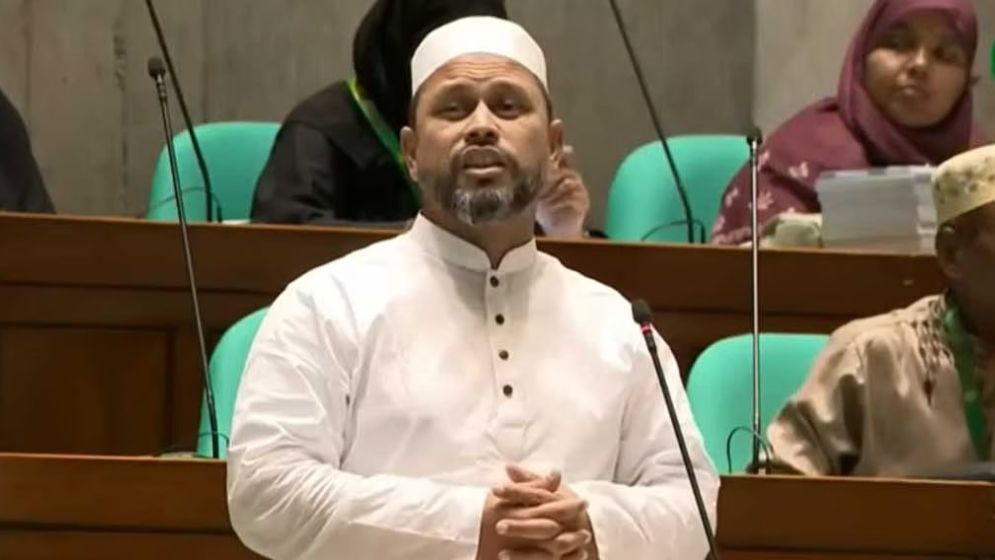 জীবিত বাবাকে ‘মুক্তিযুদ্ধে শহীদ’ বলা নিয়ে মুখ খুললেন জামায়াত এমপি