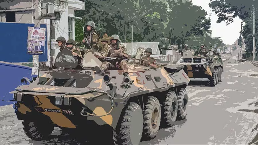 ১৮ হাজার পুলিশেও নিশ্চিত হতে পারছে না সরকার, এবার আওয়ামী লীগ ঠেকাতে সেনা মোতায়েন