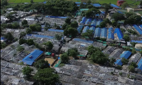 টেকনাফে রোহিঙ্গা ১০০ পরিবারকে নেয়া হলো নিরাপদ স্থানে
