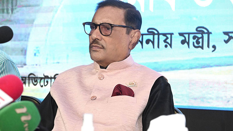 প্রত্যাবর্তনকে সামনে রেখে সরকারের তীব্র সমালোচনা ও আক্রমণ ওবায়দুল কাদেরের
