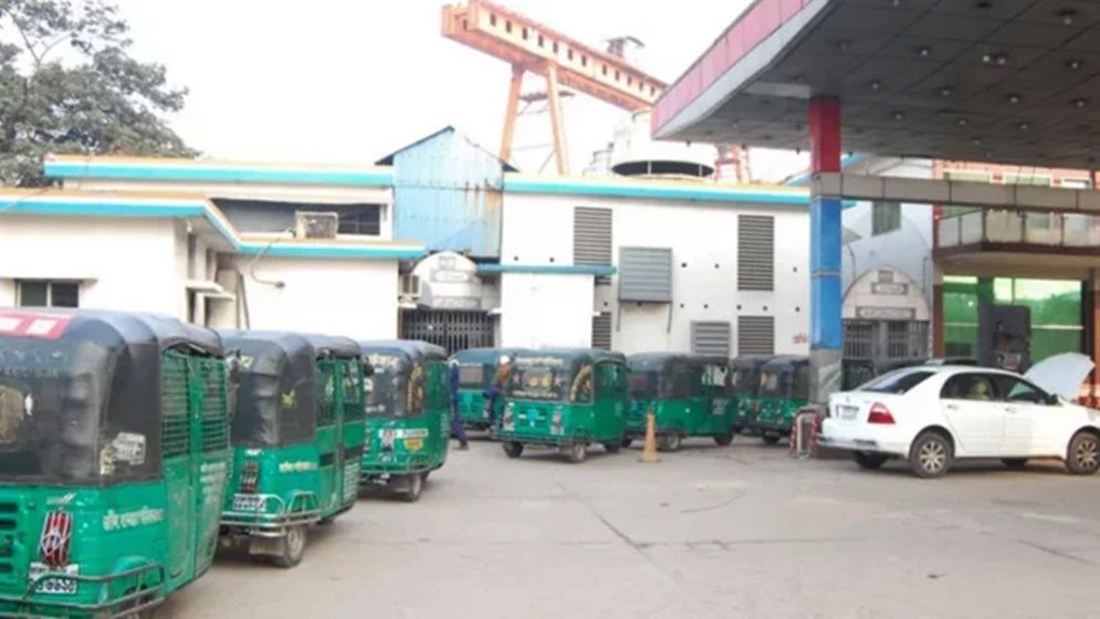 চাকরি হারানোর শঙ্কায় কর্মচারীরা