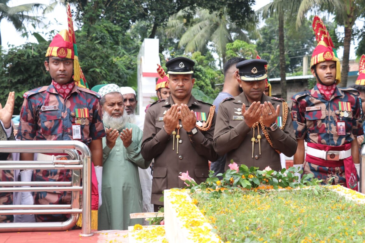 যশোরে বীরশ্রেষ্ঠ নূর মোহাম্মদ শেখের ৫৫তম শাহাদত বার্ষিকী পালন