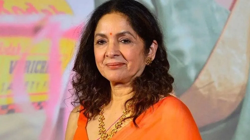 ‘আমার বয়স ৬০, আমি কি অন্তঃসত্ত্বা’, কোন প্রসঙ্গে এমন বললেন অভিনেত্রী