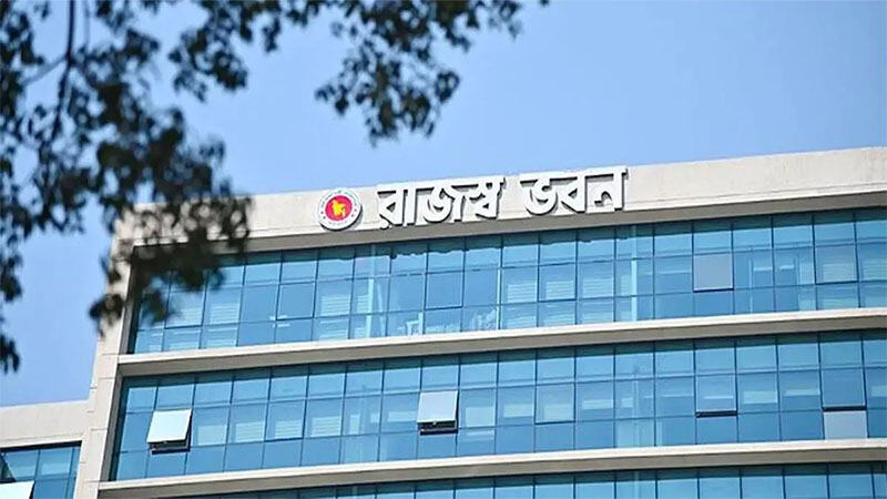 ৩ মাসে রাজস্ব ঘাটতি ৪২ হাজার কোটি টাকা, এক বছরে আদায় কমল সাড়ে ৫ হাজার কোটি টাকা
