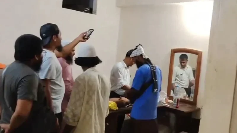 সেন্ট মার্টিনে জামায়াতের অনভিজ্ঞ কর্মীদের বিনা মূল্যে খৎনার পর অন্তত ৫০ শিশু অসুস্থ
